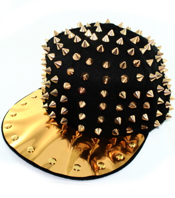 Spiked Snap Back